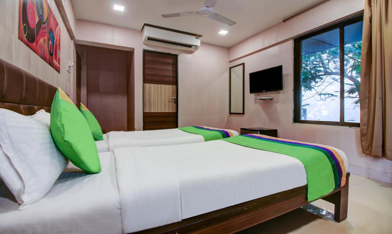 Treebo Lake Bloom Powai มุมไบ ภายนอก รูปภาพ